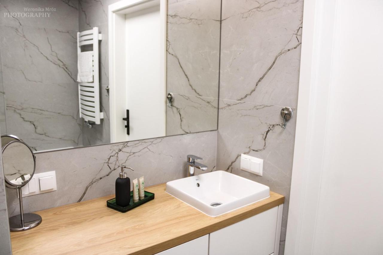 D Apartments Centrum Prowiantowa เบียวิสตอก ภายนอก รูปภาพ